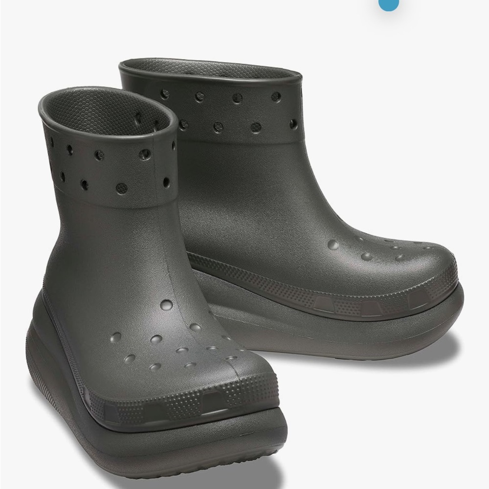 Crocs Platform rain boots pull on style